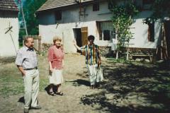 18-18a.Odwiedziny-rodziny-niemieckiej-mieszkajacej-przed-wojna-Janowiec-17-1990-r